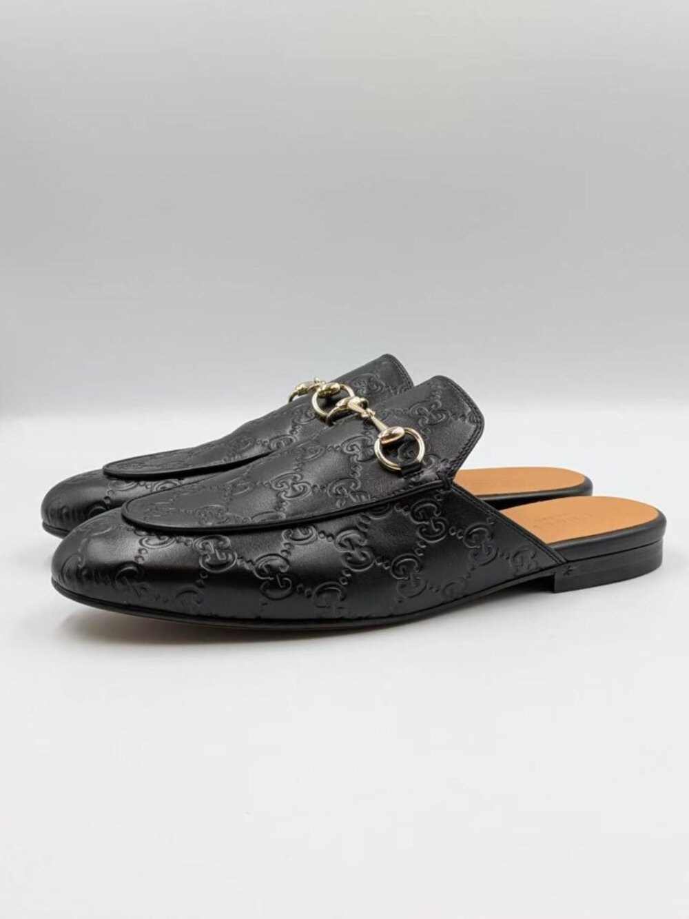 Gucci Women's Princetown GG Embossed Leather Sandal Black EU38 813864